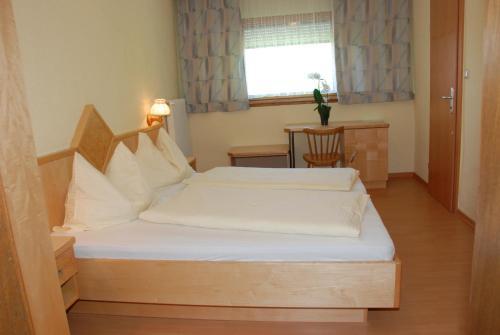Hostal Gasthof Pension Gr�blacher