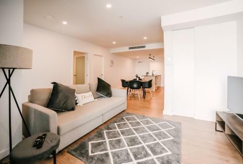 Brisbane One 3 Beds Apartments