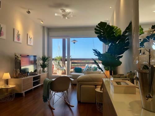 Apartamento �tico Playa Granada Golf + Piscina Con Jacuzzi