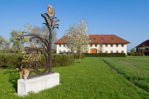 Hostal Bauernhofpension Herzog Zu Laah