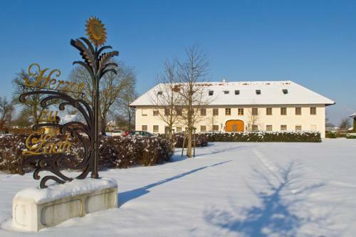 Hostal Bauernhofpension Herzog Zu Laah