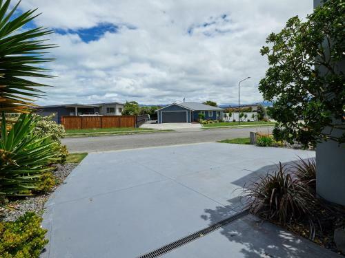 Seaside Serenity - Kaikoura Holiday Home