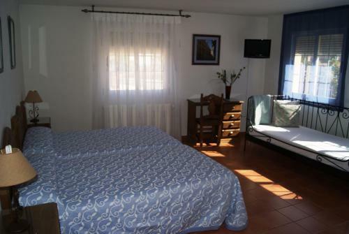Casa Rural El Sauce. A 2,5 Km de Cuenca Capital