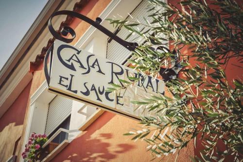 Casa Rural El Sauce. A 2,5 Km de Cuenca Capital