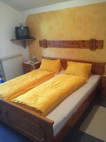 Hostal Pension Wieser "baschtlmai"