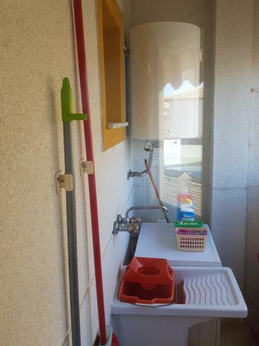 Apartamento Con Piscina Frente Al Mar. Oliva Nova
