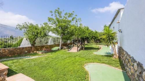 Finca Al-zayt�n �rgiva By Ruralidays