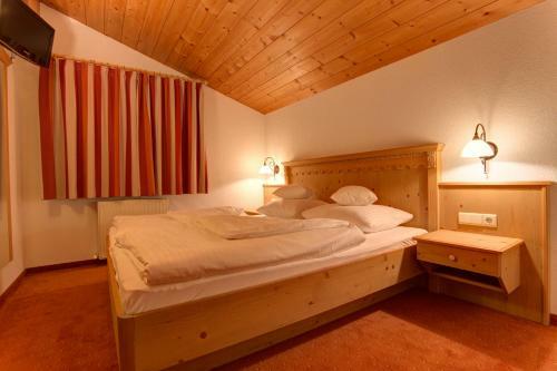 Bed & Breakfast Hotel Garni Feuerstein