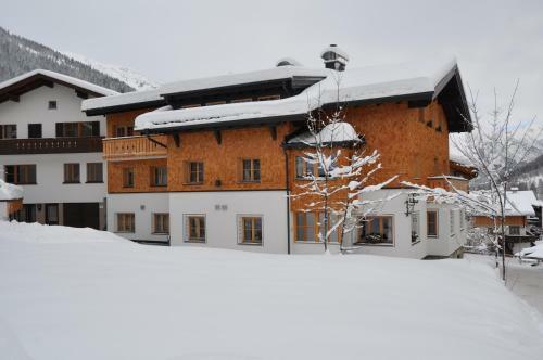 Bed & Breakfast Hotel Garni Albona