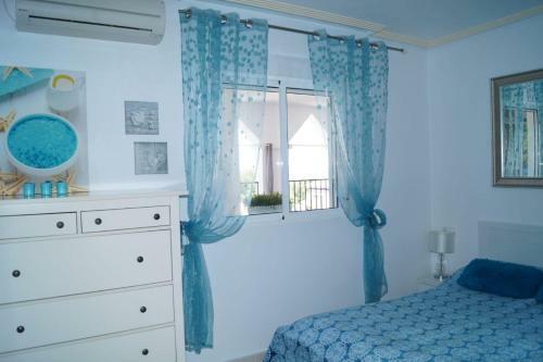Holiday Apartment Penthouse Turquesa, Playa Flamenca.