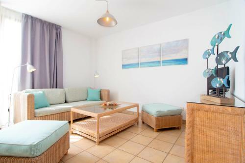 Apartamento 2br Apt Next To Esquinzo Beach - Private Terrace