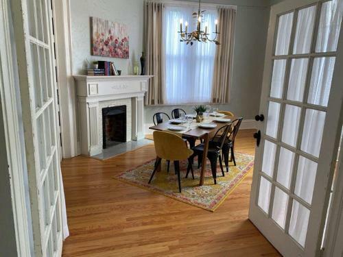 Apartamento Dauphin District Darling #1-downtown, Restaurants