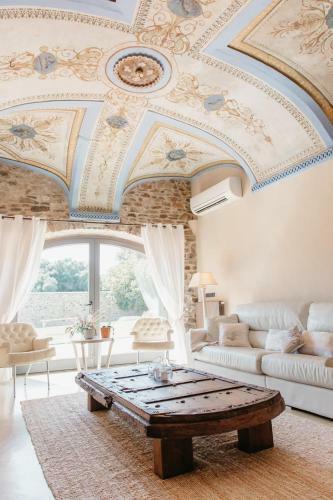 Mas Torroella Luxury Villa And Spa