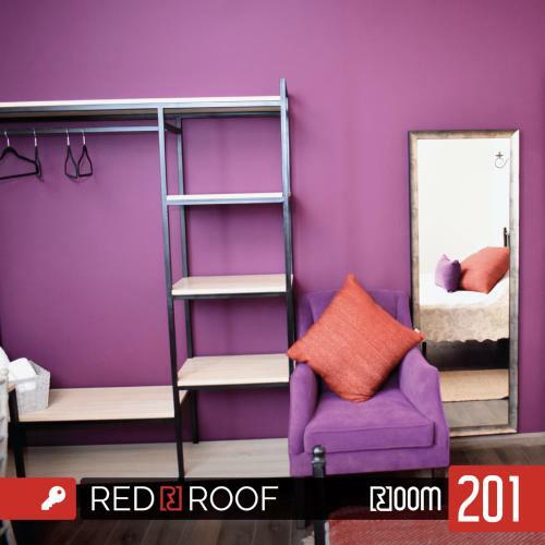 Hostal Redroof Country House Hotel