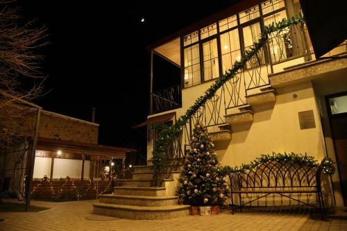 Hostal Redroof Country House Hotel