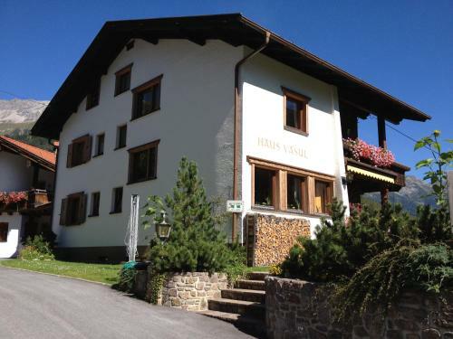 Hostal Haus Vasul