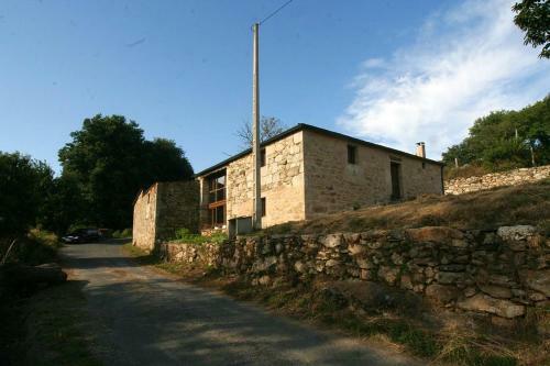 2 Bedrooms House With Wifi At Paradela