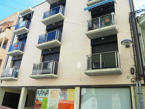 Apartamento Moderno Con Parking En Palam�s