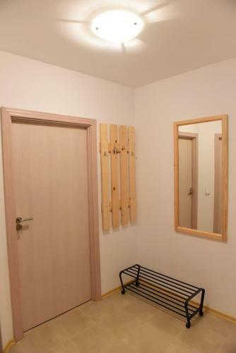 Two Bedroom Apartment In Front Of Gondola