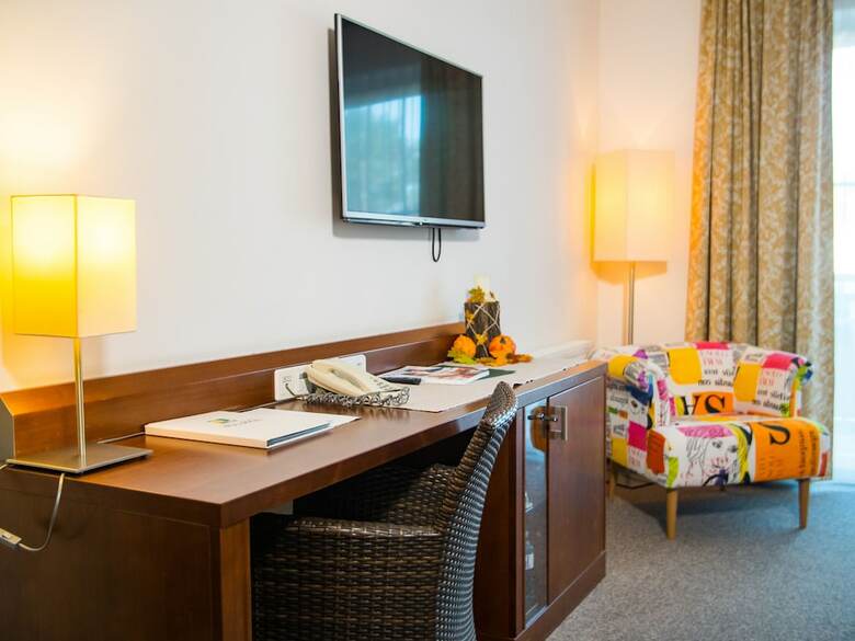 Tennis Golf Hotel H�llrigl