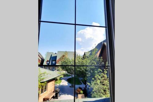Delightful Chalet 2bd 2ba Pool Hot Tub Bbq Private Entry Park Pass
