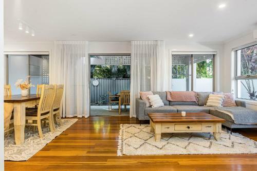 Villa A Perfect Stay - Sunny Days At Seadrift