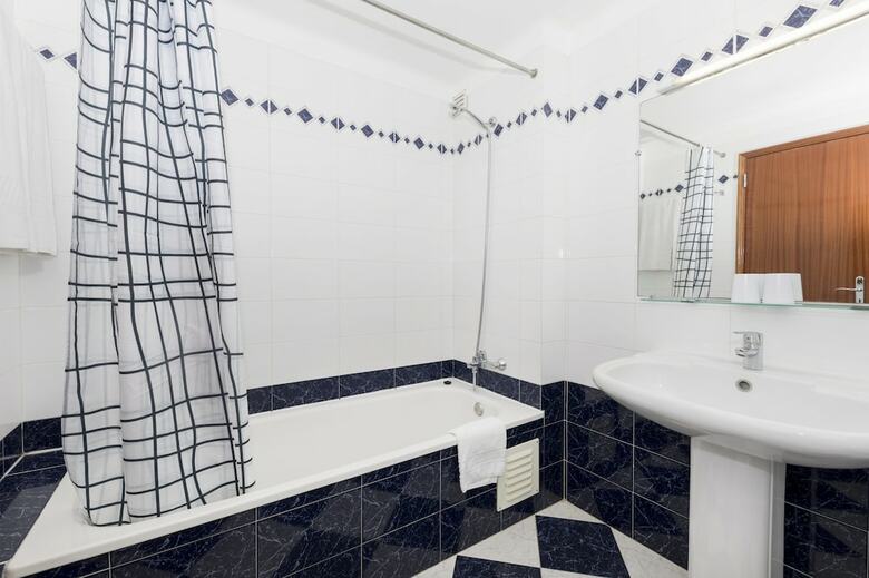 Ukino Terrace Algarve - Concept Hotel