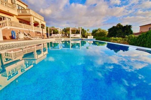 Villa Versace S�per Lujo 14 Hu�spedes + Invitados