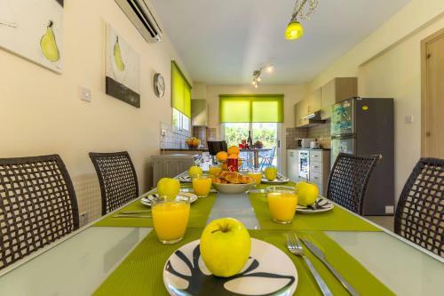 Villa Oposite Nissi Beach 100 Meters
