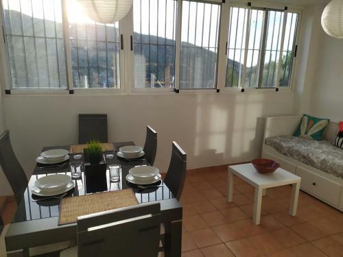 Apartamento En Nevada. La Casa de Isabel Mar�a
