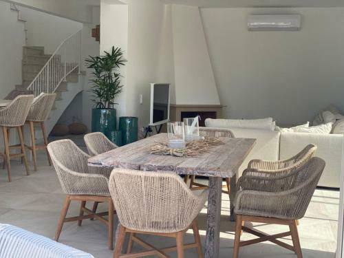 Whitekey Villa Cyprus