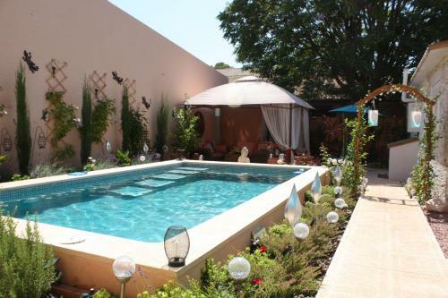 Bed & Breakfast Grande Suite II At Casa Grande Pinoso With Shared Pool