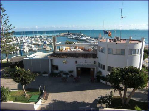 Exclusive New Apartment On The Beach