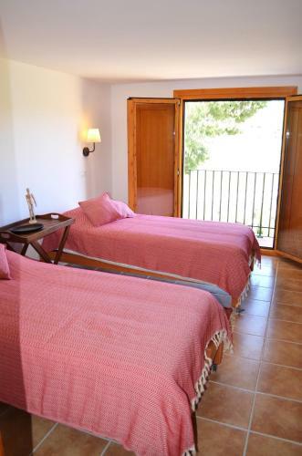 Casa de Las Ca�as / Castellanos
