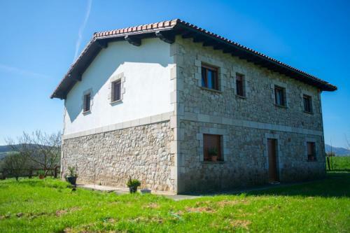 �nueva! Encantadora Casa R�stica, C�moda Y Amplia.
