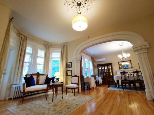 Bed & Breakfast No 1 Grafton Inn