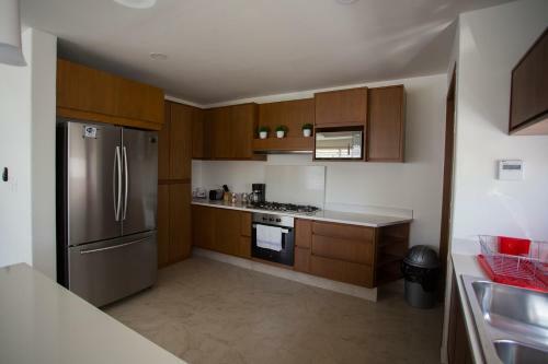 Ocean View 4 Br House- Beach, Private Pool&jacuzzi