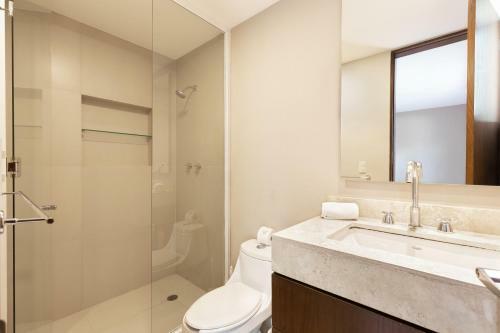 Casa de 4 Habitaciones Con Alberca Privada!