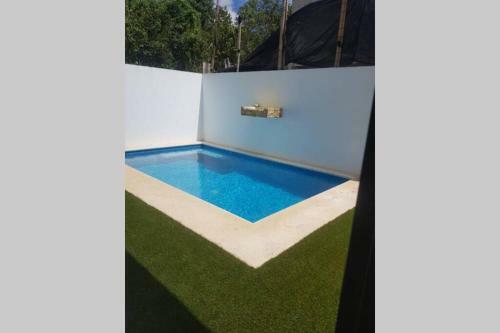 Gorgeous Villa W/ Private Pool Near The Beach