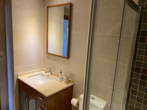 Apartamento Moderno Apto. 200m Playa Caneli�as