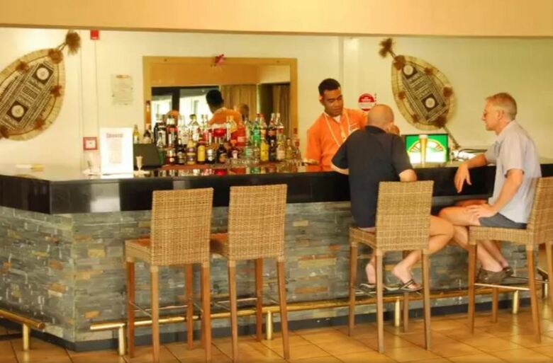 Tanoa Waterfront Hotel
