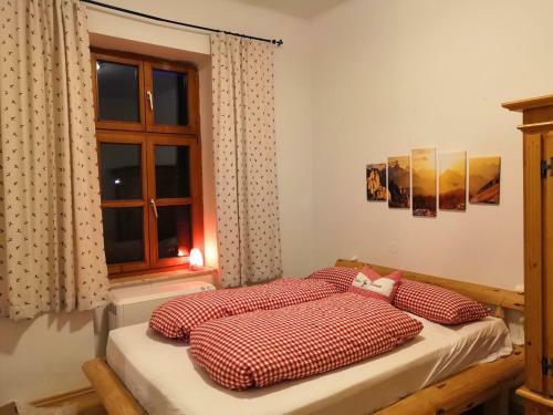 Apartamento Ferienappartment Zum Gr�nen Hirsch