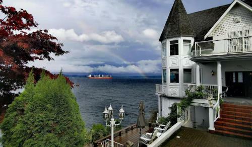 Hostal Rainbow Land Inn