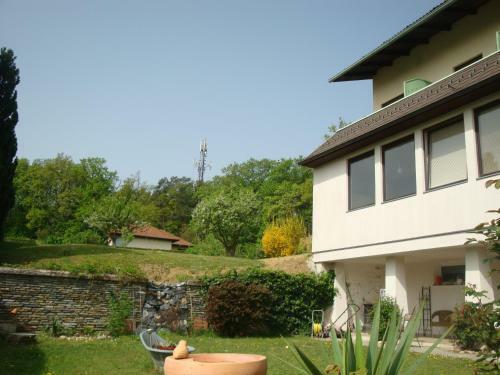 Bed & Breakfast Haus Camelia