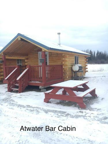 Hostal Alaska Log Cabins On The Pond