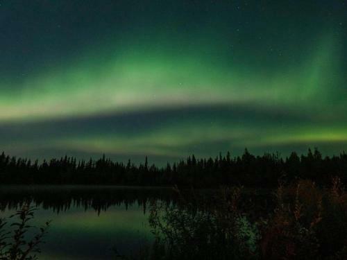 Hostal Alaska Log Cabins On The Pond