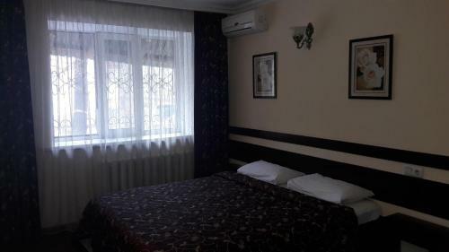 Salem On Tulebaeva Street Hotel