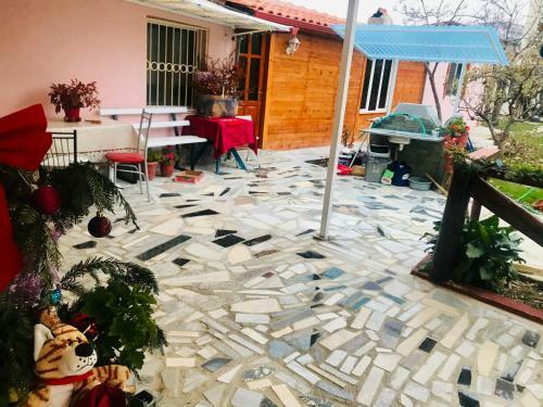Hostal Traditional Cottage With Fireplace By Lake Ohrid