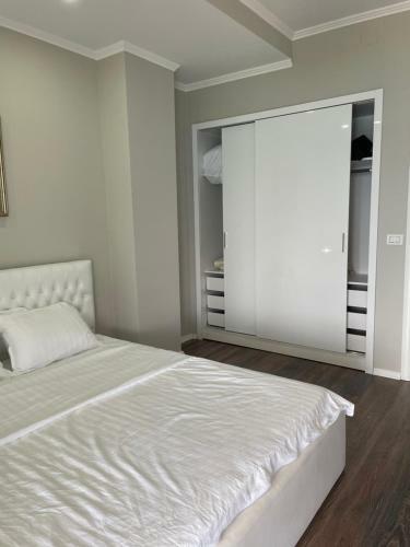 Kelvi?s Apartment