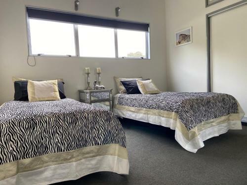 Apartamentos Maison Blue - Chic Inner City Townhouse
